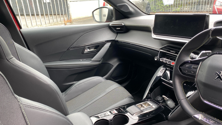 Peugeot 208 1.2 PureTech 100 GT 5dr EAT8 Petrol Hatchback